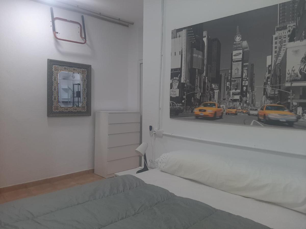 Apartamento Huelin, A 5 Minutos A Pie De La Playa Малага Екстер'єр фото