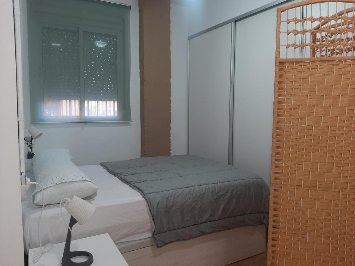 Apartamento Huelin, A 5 Minutos A Pie De La Playa Малага Екстер'єр фото