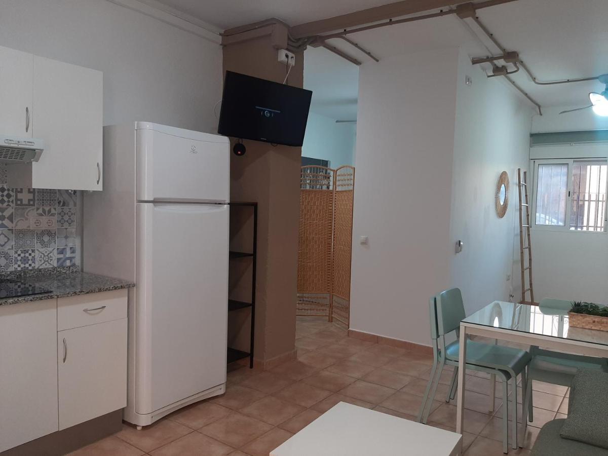 Apartamento Huelin, A 5 Minutos A Pie De La Playa Малага Екстер'єр фото