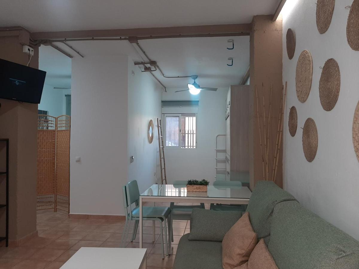 Apartamento Huelin, A 5 Minutos A Pie De La Playa Малага Екстер'єр фото